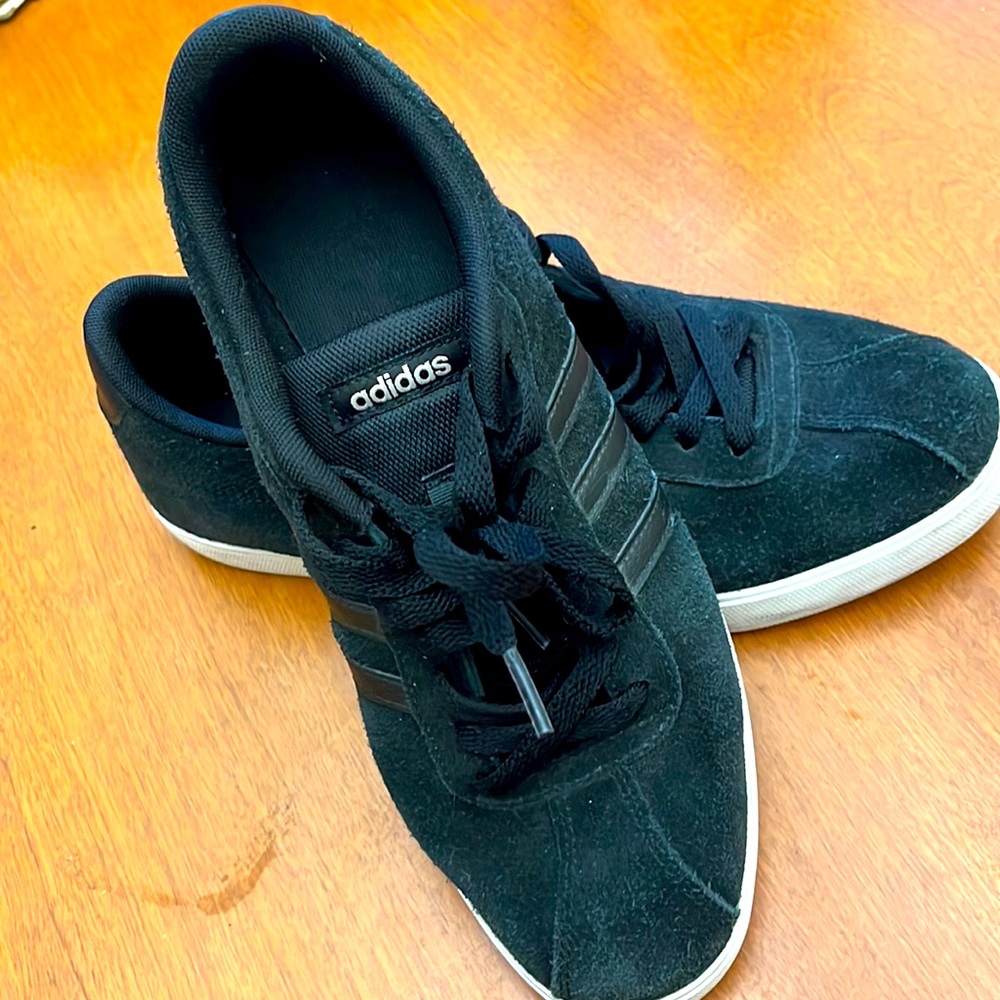 Adidas superstar black on black suede EUC 9.5 42